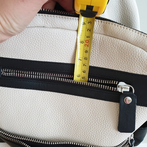 Backpack - Picture 11 of 17